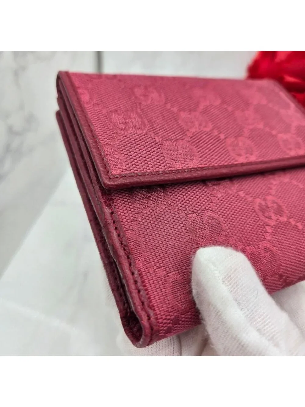 Gucci Fold Wallet GG Canvas Pink